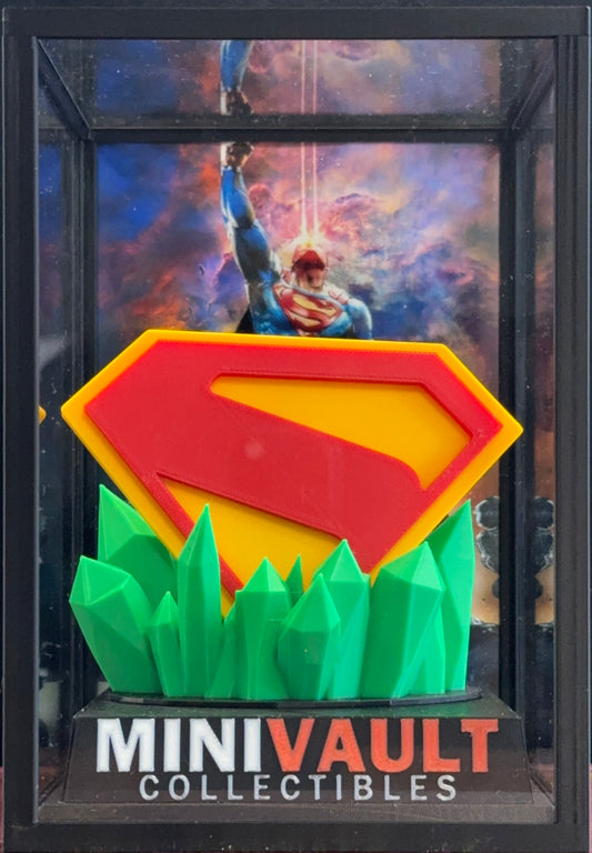 MiniVault (Wave One) Superman Emblem and Kryptonite